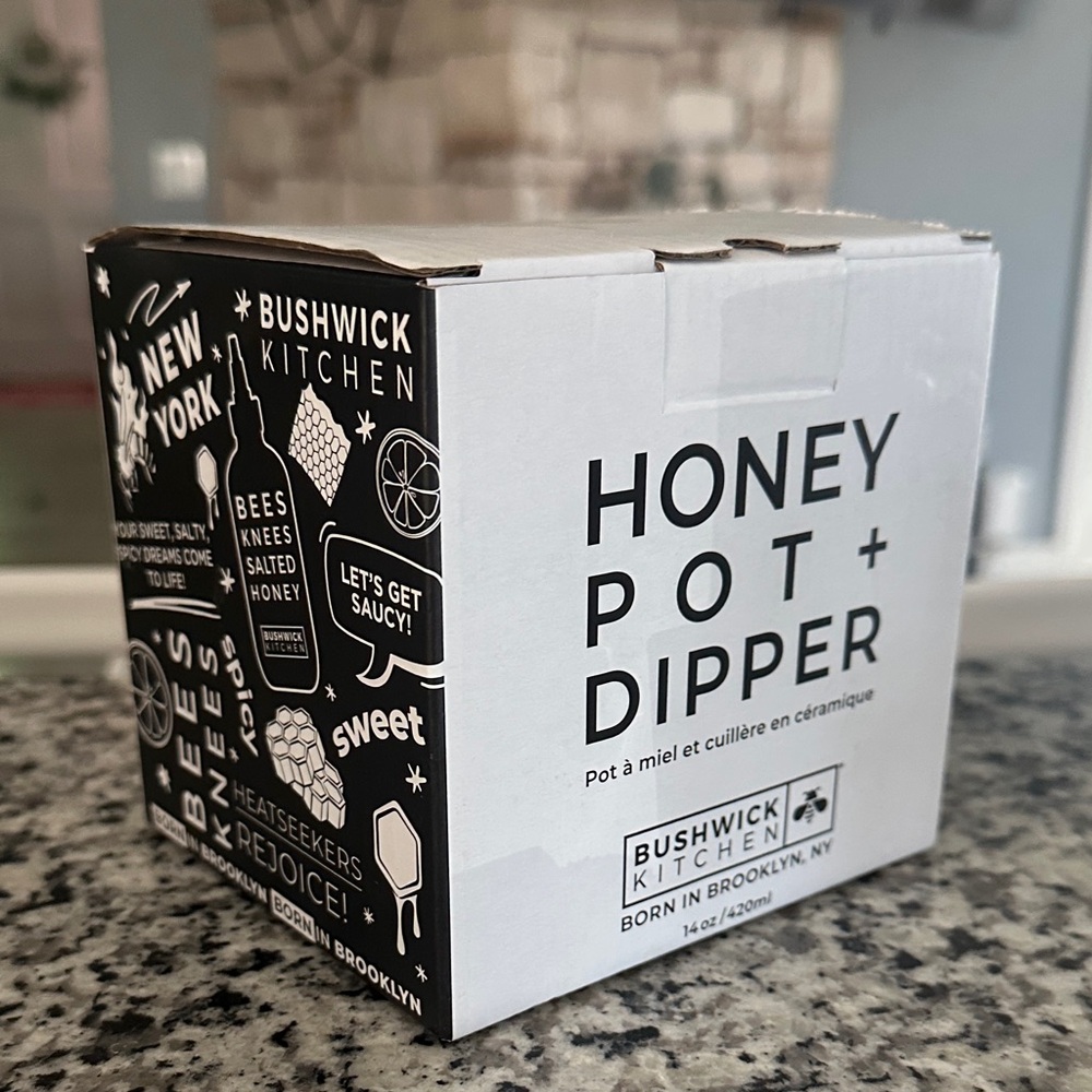 Honey Pot and Dipper - Black and White